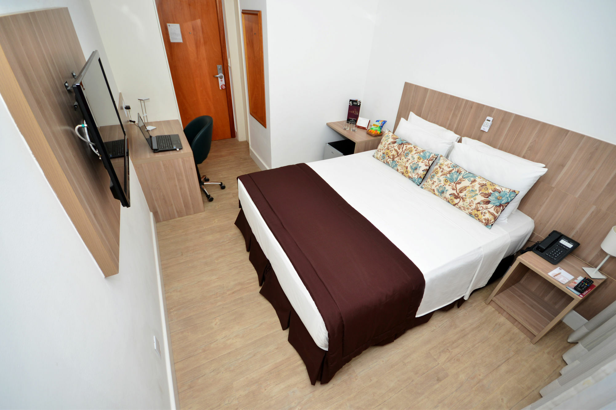Slaviero Vitoria Hotel Екстериор снимка