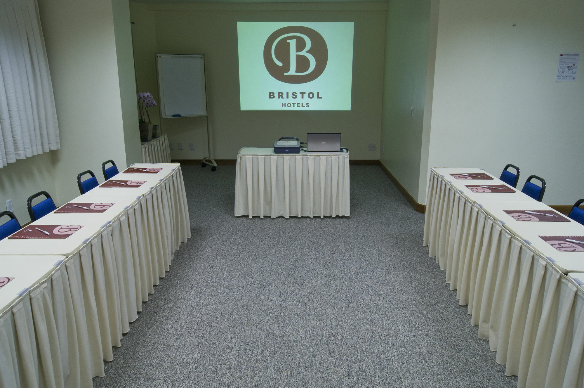 Slaviero Vitoria Hotel Екстериор снимка